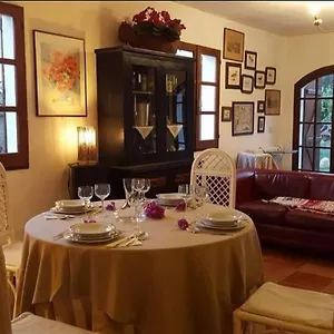 Il Giardino Di Frafa Alloggio in famiglia Quartu SantʼElena