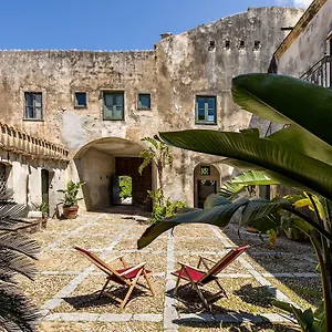 Surrounded By Nature Overlooking The Sea - Cefalu Casa vacanze